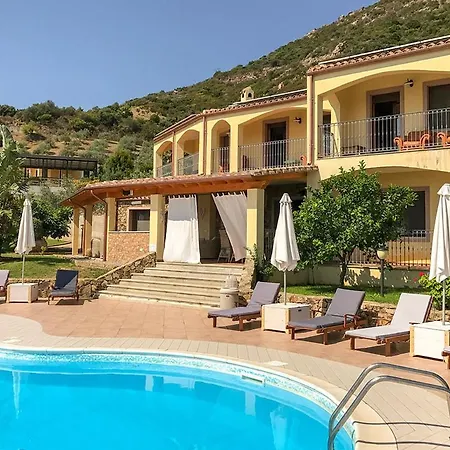 Villa La Mariachiara *